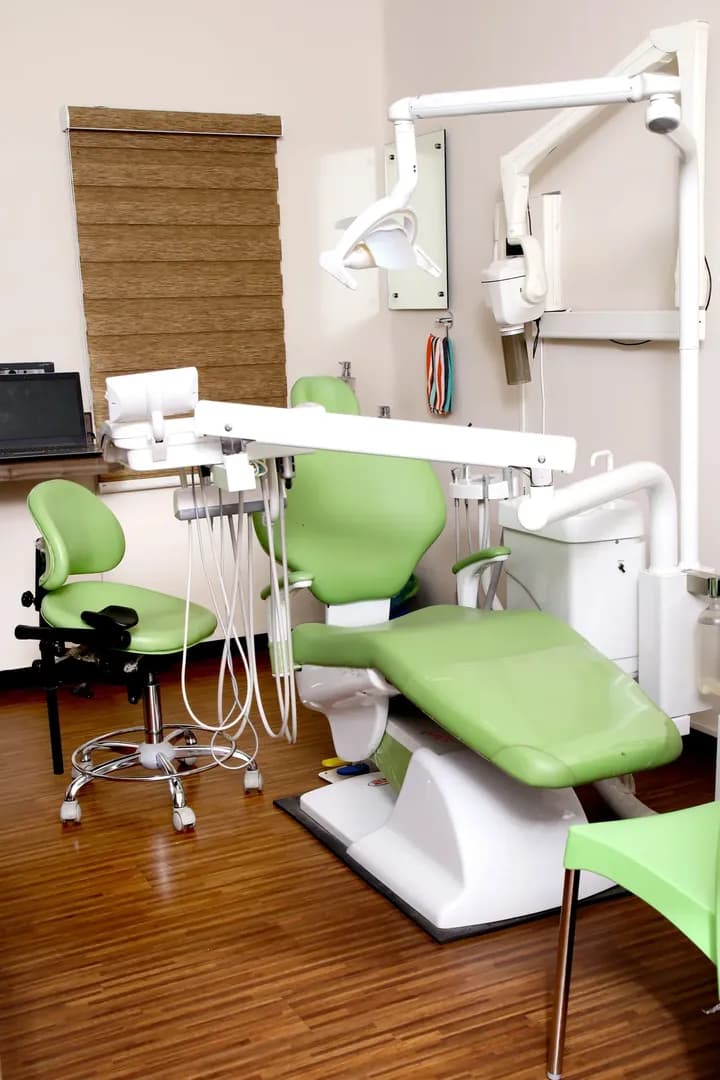 Arasu Dental Care - Image 2