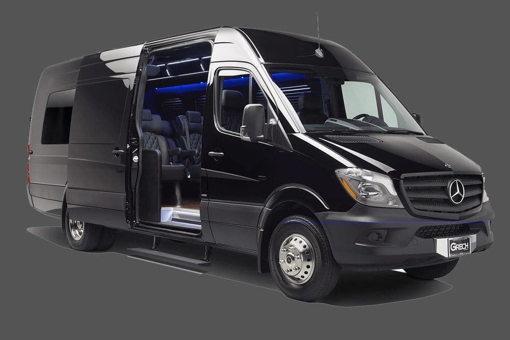 Deluxe Limousine & Transportation of Houston