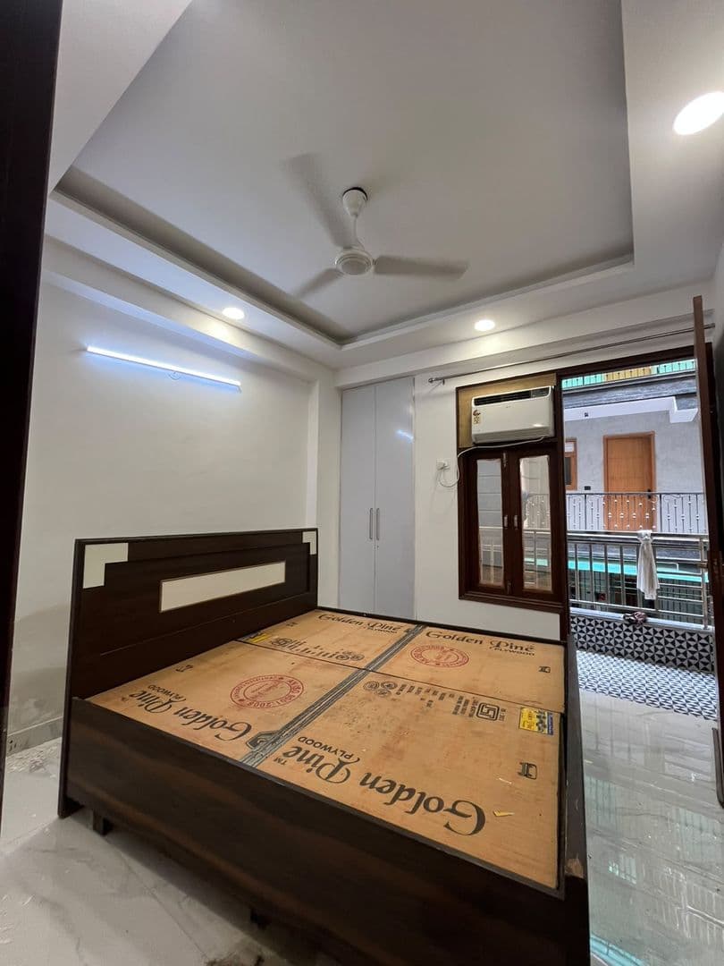 Flat and Flatmates Delhi - Image 4