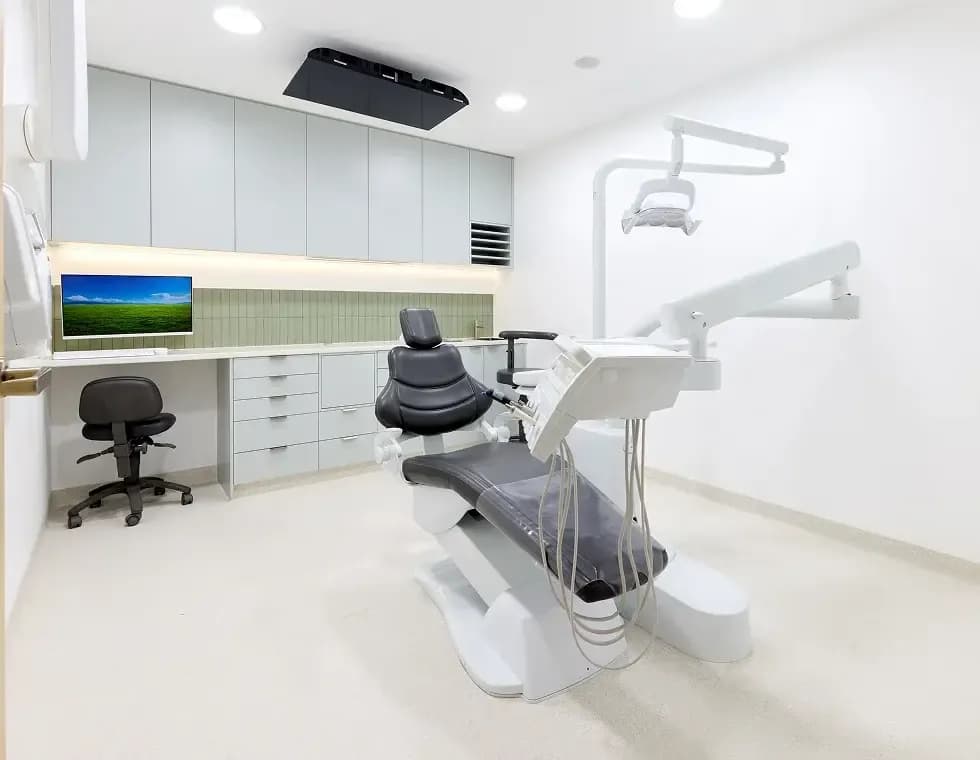 Kensington Smiles - Dentist Kensington - Image 2