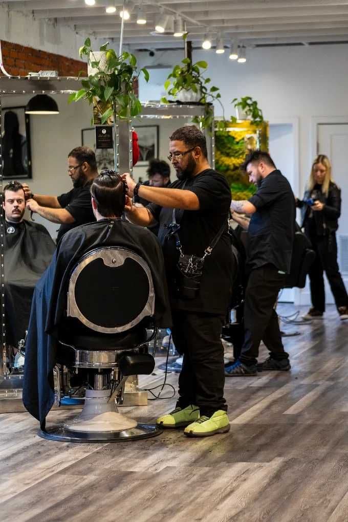 PERFECT GENTLEMAN SALON - Image 2