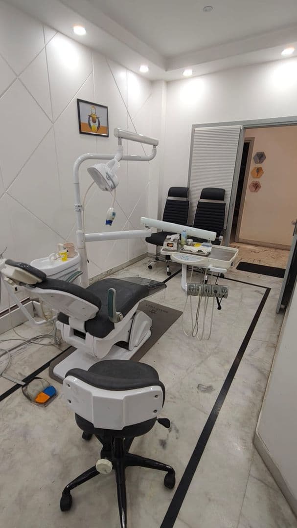 Dr. Suri's Specialist Dental Care - Image 2