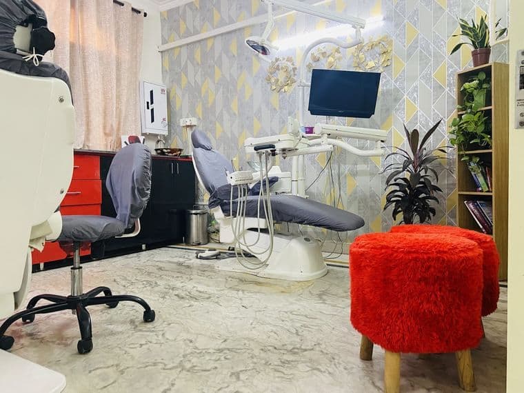 Cliniva Dental Clinic - Image 4