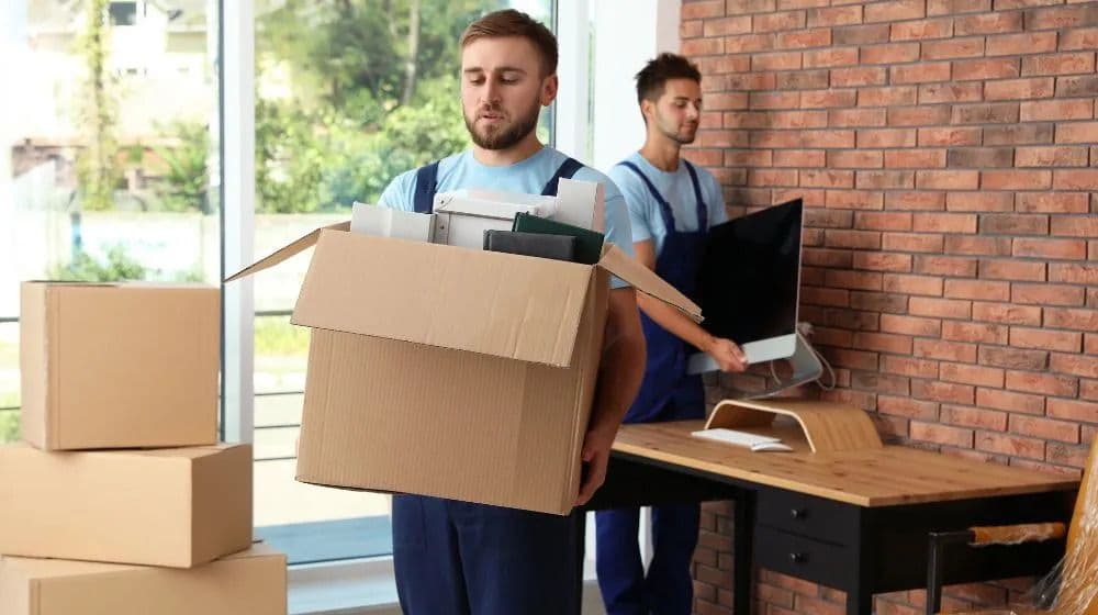 2 Pro Movers